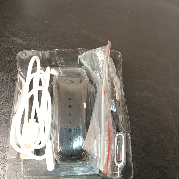 CJC Kids Smart Watch - Picture 3 of 5